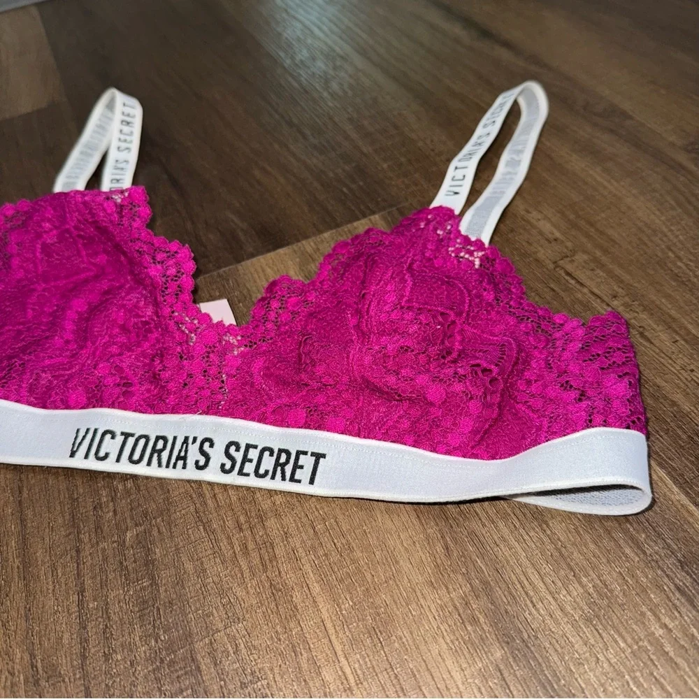 Victoria’s Secret Magenta Lace & Logo Bralette